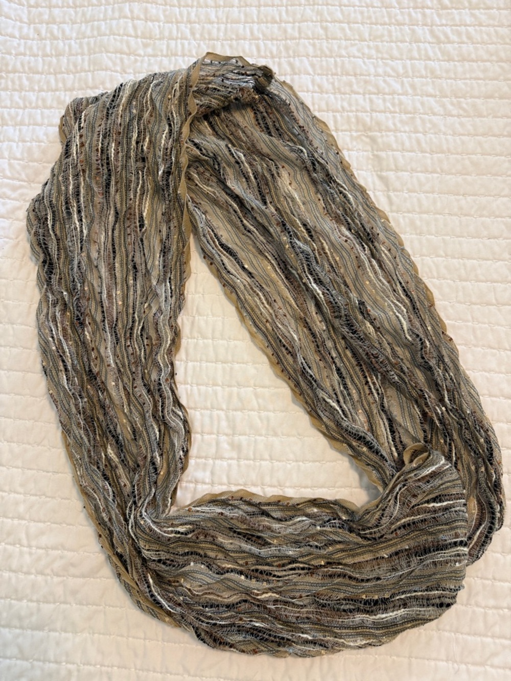 Lightweight Multicolor Knit Infinity Scarf - Beige/Gray/Silver